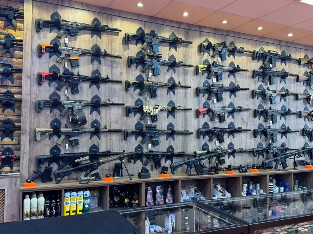 Silah Market Beylikdüzü airsoft ürünleri reyonu